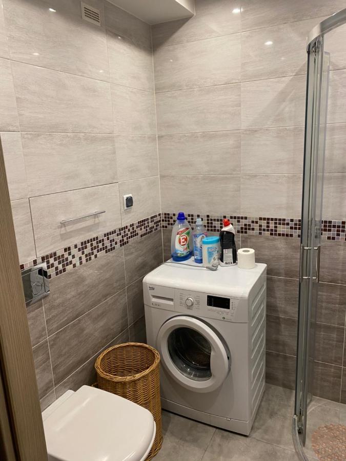 Przytulne Mieszkanie 2 Pokojowe Leszno  Exteriör bild