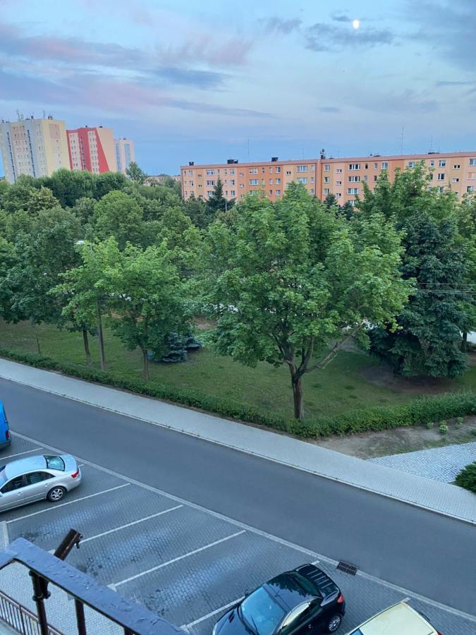 Przytulne Mieszkanie 2 Pokojowe Leszno  Exteriör bild